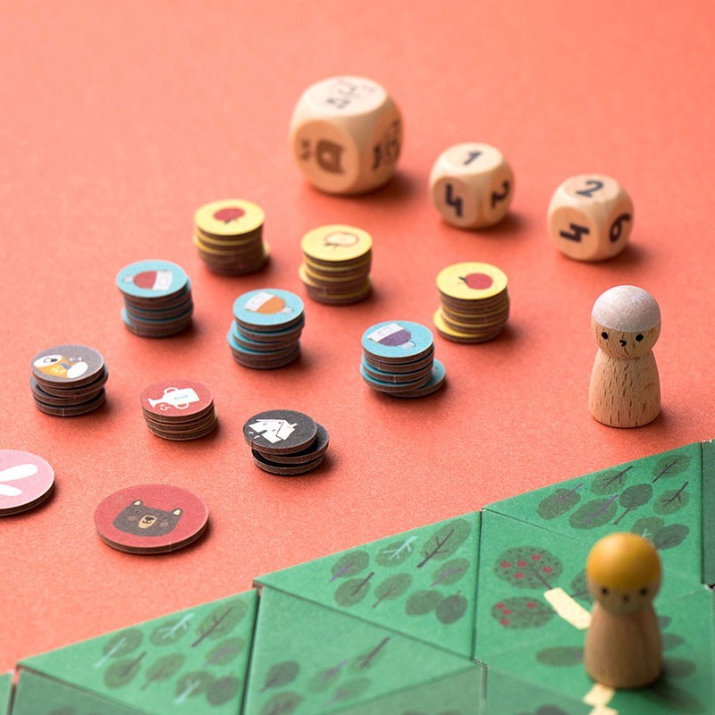 Semi-cooperative strategy game